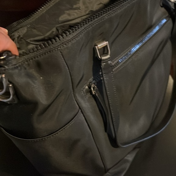 Kate Spade Jae baby bag/Multi pocket tote - Picture 4 of 7